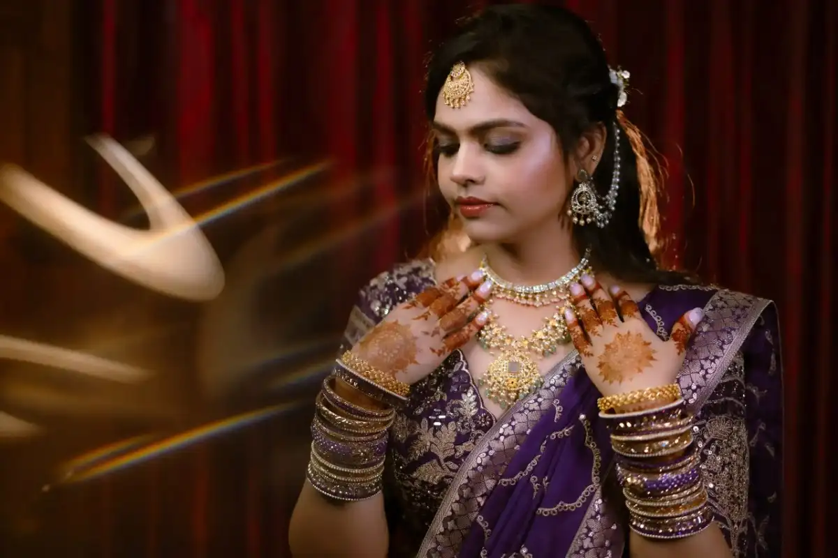 Bride portrait with traditional gold jewellery