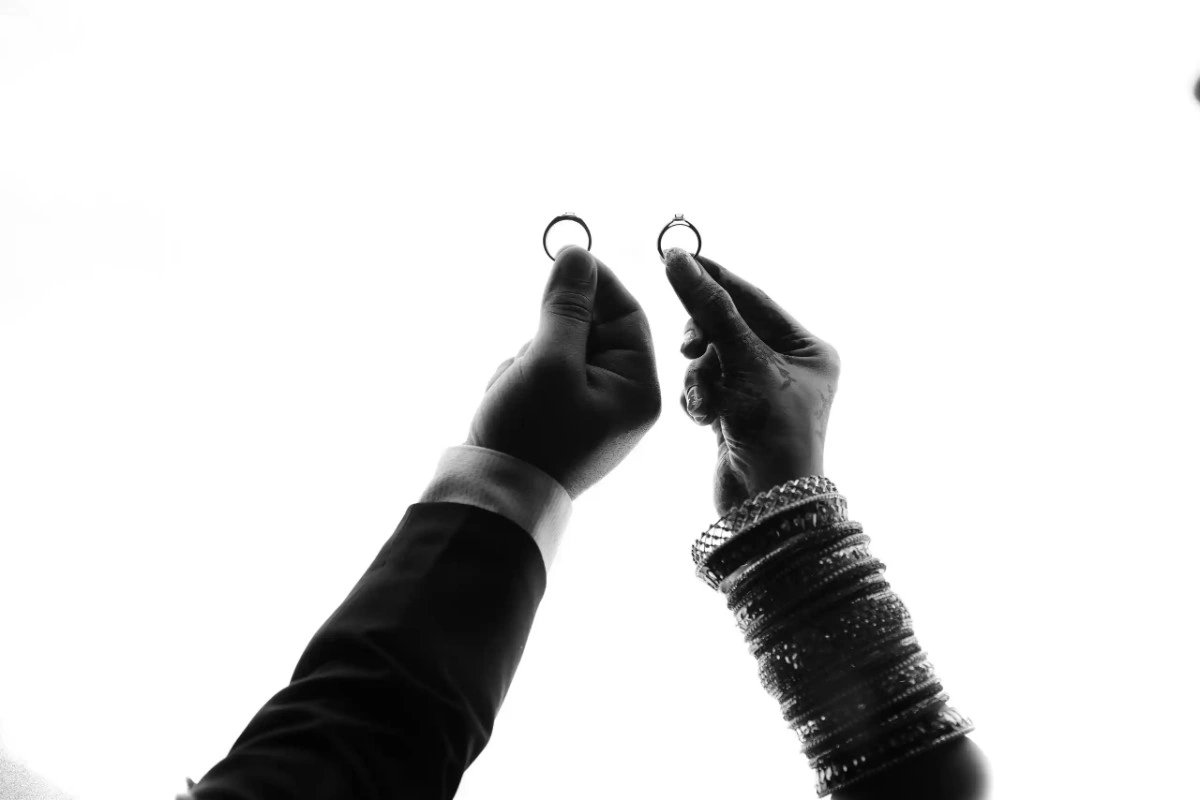 Close-up engagement ring photography